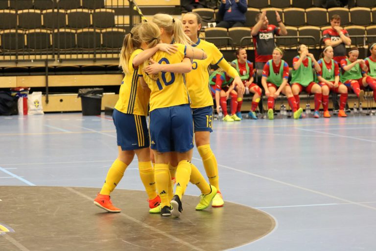 Sverige vidare i EM-kvalet efter stark vändning