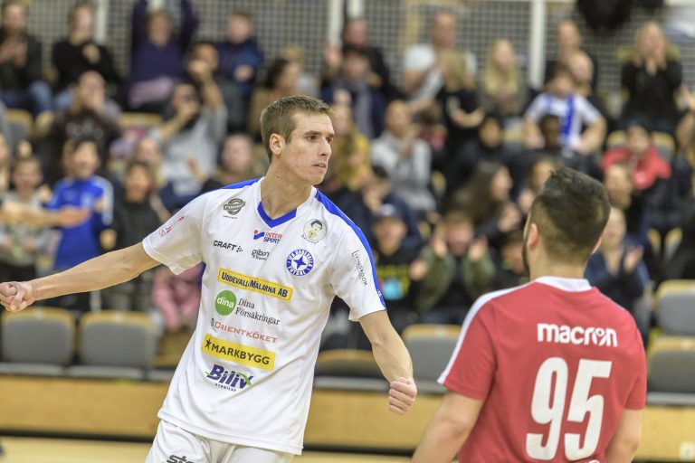 IFK Uddevalla till semifinal – efter förlängningsdrama