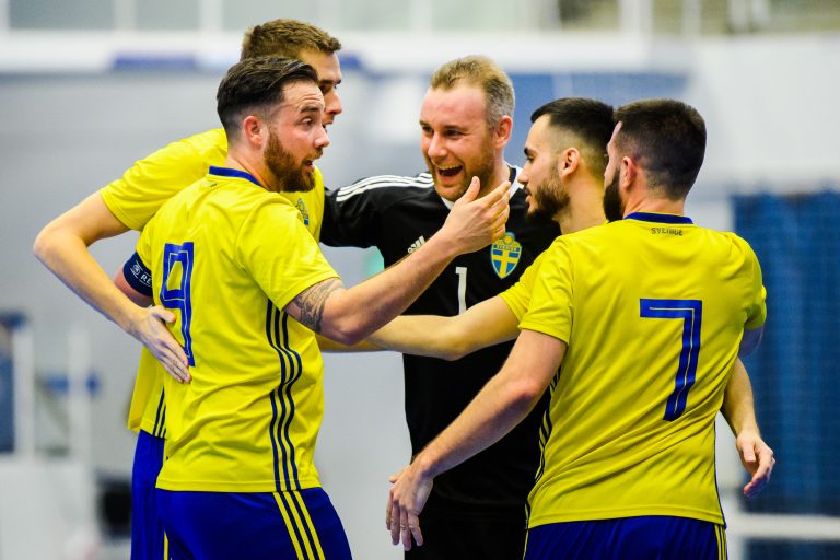 Truppen till Tysklandsmatcherna – en debutant och en oväntad återkomst