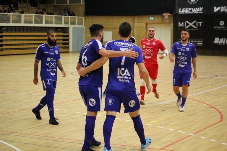 IFK vann klart mot ÖSK – Bagger med hattrick i comebacken