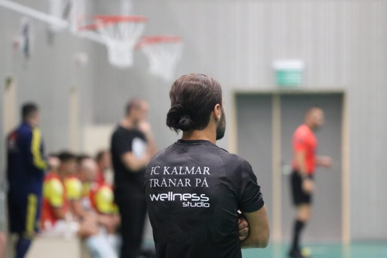 Division 1: Stökigt när FC Kalmar tappade serieledningen