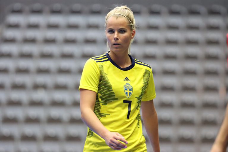 Här är damlandslagets trupp till veckans VM-kvalmatcher